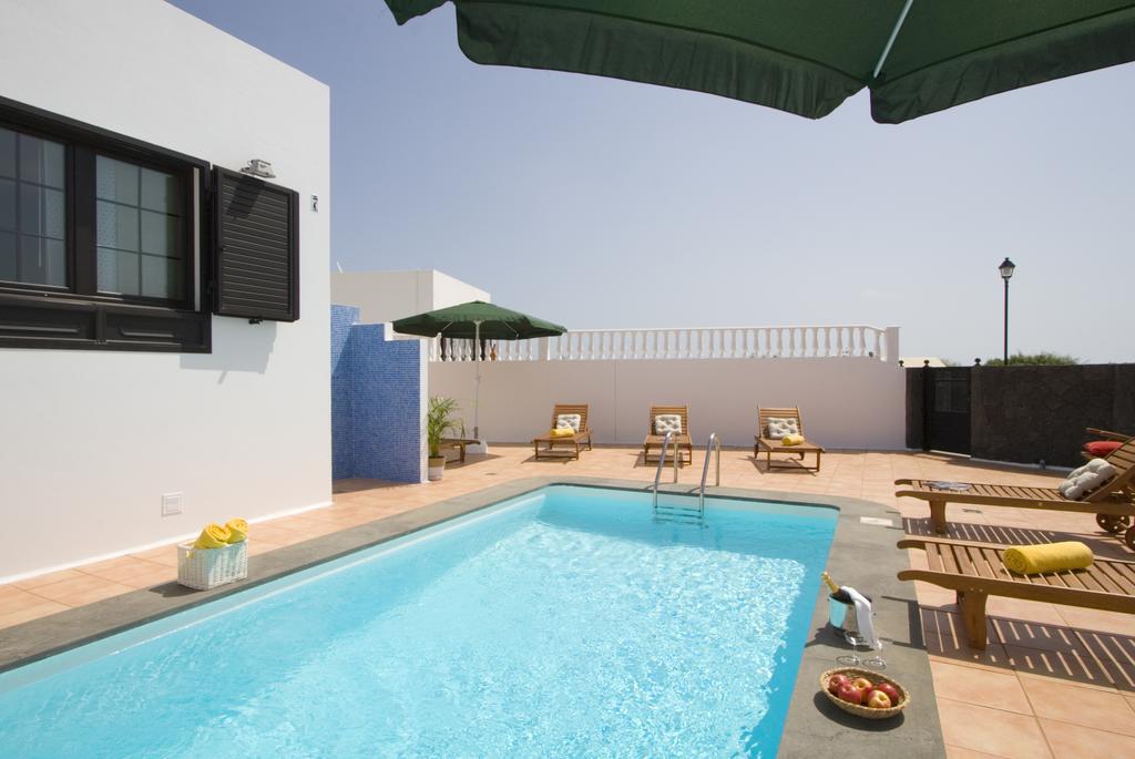 Grand Villa Famara Puerto Del Carmen Номер фото